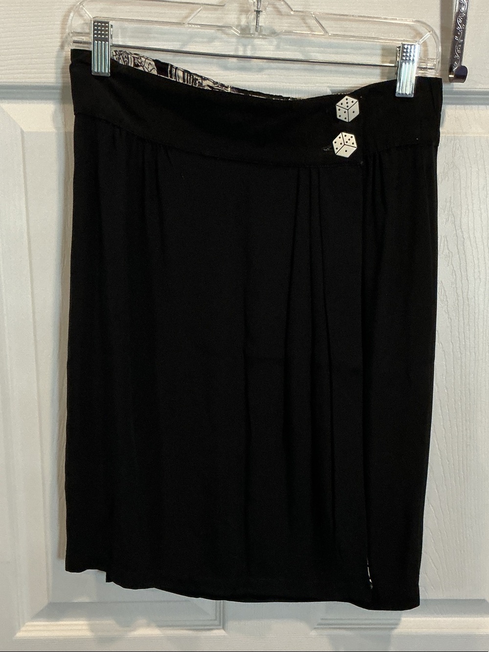 VINTAGE Platinum by Dorothy Schoelen Women's Skirt with Dice Accent Buttons